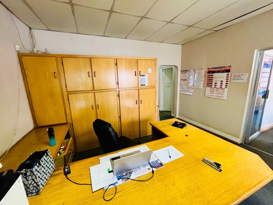 9 Bedroom Property for Sale in Bloemfontein Free State